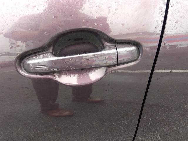 アクア S★純正ナビ★地デジTV★バックカメラ★オートライト★ アイドリングストップ★スマートキー★プッシュスタート★ヘッドライトレベライザー★CD、DVD再生★Bluetooth再生★ウィンカーミラー★ECOモード★EVモード★オートエアコン★パワーウィンドウ★(21枚目)