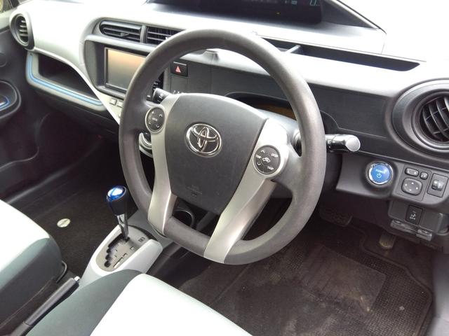 アクア S★純正ナビ★地デジTV★バックカメラ★オートライト★ アイドリングストップ★スマートキー★プッシュスタート★ヘッドライトレベライザー★CD、DVD再生★Bluetooth再生★ウィンカーミラー★ECOモード★EVモード★オートエアコン★パワーウィンドウ★(34枚目)