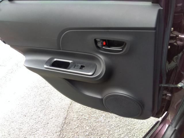 アクア S★純正ナビ★地デジTV★バックカメラ★オートライト★ アイドリングストップ★スマートキー★プッシュスタート★ヘッドライトレベライザー★CD、DVD再生★Bluetooth再生★ウィンカーミラー★ECOモード★EVモード★オートエアコン★パワーウィンドウ★(43枚目)