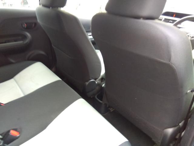 アクア S★純正ナビ★地デジTV★バックカメラ★オートライト★ アイドリングストップ★スマートキー★プッシュスタート★ヘッドライトレベライザー★CD、DVD再生★Bluetooth再生★ウィンカーミラー★ECOモード★EVモード★オートエアコン★パワーウィンドウ★(57枚目)