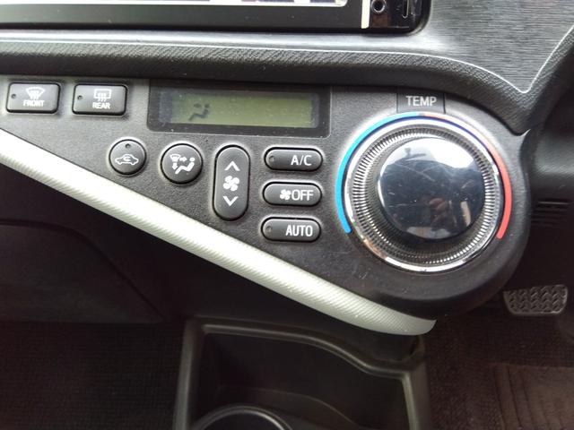 アクア S★純正ナビ★地デジTV★バックカメラ★オートライト★ アイドリングストップ★スマートキー★プッシュスタート★ヘッドライトレベライザー★CD、DVD再生★Bluetooth再生★ウィンカーミラー★ECOモード★EVモード★オートエアコン★パワーウィンドウ★(66枚目)