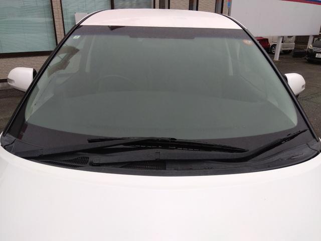 エスティマ アエラス プレミアムエディション★純正9インチナビ★フルセグ TV★CD,DVD再生★Bluetooth再生★革巻きステアリング★クルーズコントロール★フリップダウンモニター★パワーシート★両側パワースライドドア★バックカメラ★電格ミラー★HIDオートライト★(22枚目)