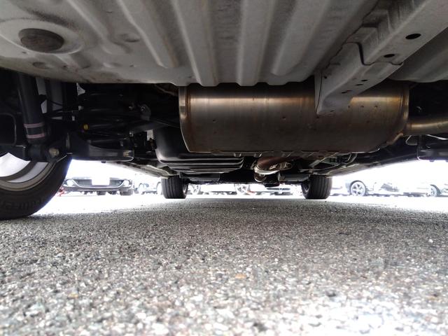 エスティマ アエラス プレミアムエディション★純正9インチナビ★フルセグ TV★CD,DVD再生★Bluetooth再生★革巻きステアリング★クルーズコントロール★フリップダウンモニター★パワーシート★両側パワースライドドア★バックカメラ★電格ミラー★HIDオートライト★(35枚目)