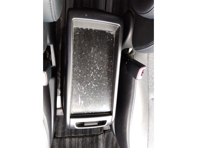 エスティマ アエラス プレミアムエディション★純正9インチナビ★フルセグ TV★CD,DVD再生★Bluetooth再生★革巻きステアリング★クルーズコントロール★フリップダウンモニター★パワーシート★両側パワースライドドア★バックカメラ★電格ミラー★HIDオートライト★(52枚目)