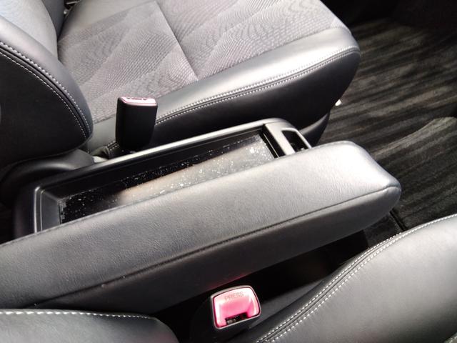 エスティマ アエラス プレミアムエディション★純正9インチナビ★フルセグ TV★CD,DVD再生★Bluetooth再生★革巻きステアリング★クルーズコントロール★フリップダウンモニター★パワーシート★両側パワースライドドア★バックカメラ★電格ミラー★HIDオートライト★(57枚目)