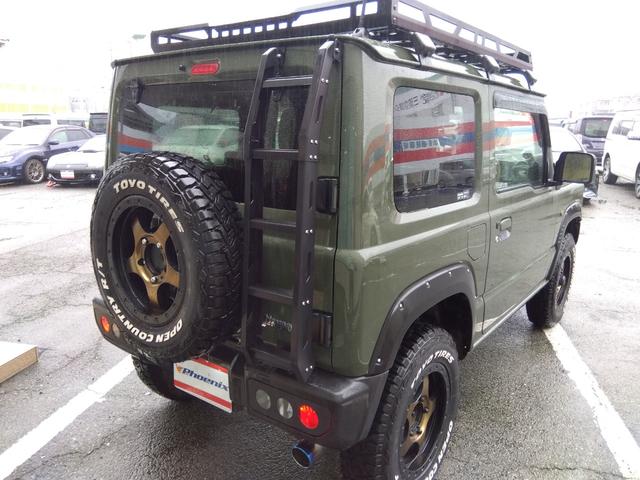 ジムニー ＸＣ★ナビフルセグＴＶ★ＣＤ，ＤＶＤ再生★バックカメラ★シー　トヒーター★前後ドラレコ★ＬＥＤオートライト★オートハイビーム★柿本改マフラー★オーバーフェンダー★シーエルリンクルーフキャリア★バンパーガード★４ＷＤ★Ｐｉｖｏｔ　Ｂｏｏｓｔ計★リフトアップキット（10枚目）