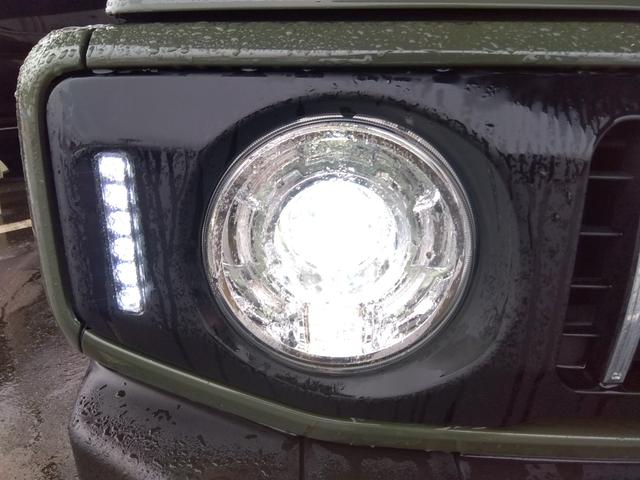 ジムニー ＸＣ★ナビフルセグＴＶ★ＣＤ，ＤＶＤ再生★バックカメラ★シー　トヒーター★前後ドラレコ★ＬＥＤオートライト★オートハイビーム★柿本改マフラー★オーバーフェンダー★シーエルリンクルーフキャリア★バンパーガード★４ＷＤ★Ｐｉｖｏｔ　Ｂｏｏｓｔ計★リフトアップキット（14枚目）