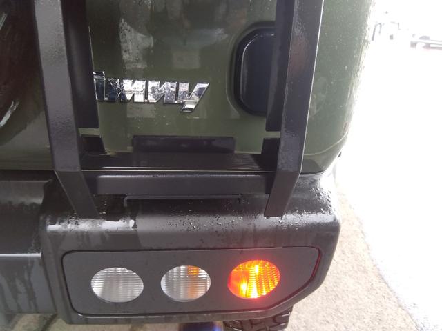 ジムニー ＸＣ★ナビフルセグＴＶ★ＣＤ，ＤＶＤ再生★バックカメラ★シー　トヒーター★前後ドラレコ★ＬＥＤオートライト★オートハイビーム★柿本改マフラー★オーバーフェンダー★シーエルリンクルーフキャリア★バンパーガード★４ＷＤ★Ｐｉｖｏｔ　Ｂｏｏｓｔ計★リフトアップキット（23枚目）