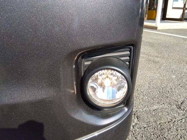 ハイエースバン スーパーＧＬ　ダークプライム★ナビフルセグＴＶ★フリップダウ　ンモニター★バックカメラ★ＬＥＤオートライト★両側パワースライドドア★バッドフェイス★ｅｓｓｅｘローダウン★ベッドキッド★バレンティＬＥＤドアミラーウィンカー★ステアリングリモコン★スマートキー★（14枚目）