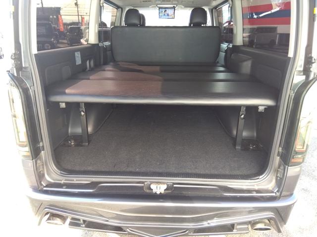 ハイエースバン スーパーＧＬ　ダークプライム★ナビフルセグＴＶ★フリップダウ　ンモニター★バックカメラ★ＬＥＤオートライト★両側パワースライドドア★バッドフェイス★ｅｓｓｅｘローダウン★ベッドキッド★バレンティＬＥＤドアミラーウィンカー★ステアリングリモコン★スマートキー★（39枚目）
