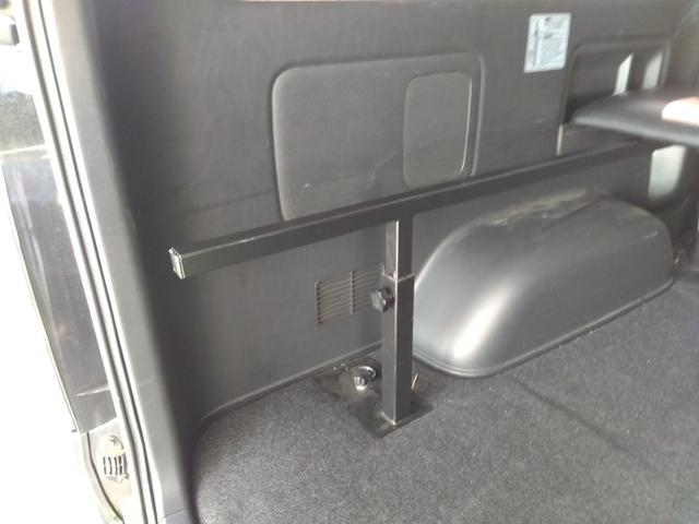 ハイエースバン スーパーＧＬ　ダークプライム★ナビフルセグＴＶ★フリップダウ　ンモニター★バックカメラ★ＬＥＤオートライト★両側パワースライドドア★バッドフェイス★ｅｓｓｅｘローダウン★ベッドキッド★バレンティＬＥＤドアミラーウィンカー★ステアリングリモコン★スマートキー★（44枚目）