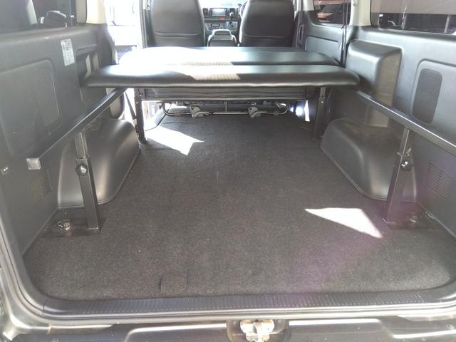 ハイエースバン スーパーＧＬ　ダークプライム★ナビフルセグＴＶ★フリップダウ　ンモニター★バックカメラ★ＬＥＤオートライト★両側パワースライドドア★バッドフェイス★ｅｓｓｅｘローダウン★ベッドキッド★バレンティＬＥＤドアミラーウィンカー★ステアリングリモコン★スマートキー★（46枚目）