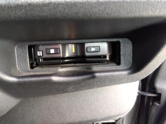 ハイエースバン スーパーＧＬ　ダークプライム★ナビフルセグＴＶ★フリップダウ　ンモニター★バックカメラ★ＬＥＤオートライト★両側パワースライドドア★バッドフェイス★ｅｓｓｅｘローダウン★ベッドキッド★バレンティＬＥＤドアミラーウィンカー★ステアリングリモコン★スマートキー★（74枚目）