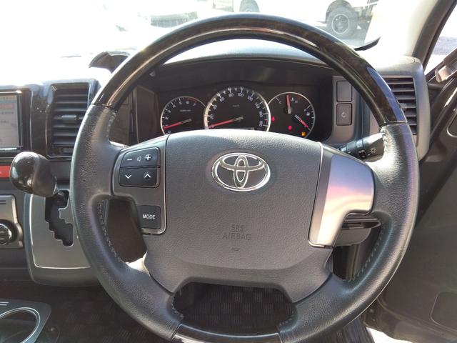 ハイエースバン スーパーＧＬ　ダークプライム★ナビフルセグＴＶ★フリップダウ　ンモニター★バックカメラ★ＬＥＤオートライト★両側パワースライドドア★バッドフェイス★ｅｓｓｅｘローダウン★ベッドキッド★バレンティＬＥＤドアミラーウィンカー★ステアリングリモコン★スマートキー★（80枚目）