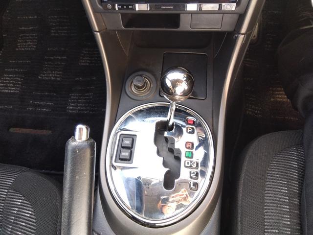 ★純正１７インチアルミホイール★カロッツェリアメモリーナビ★地デジＴＶ★ＣＤ，ＤＶＤ再生★Ｂｌｕｅｔｏｏｔｈオーディオ★ＥＴＣ★革巻ステアリング★キーレスキー★オートエアコン★パワーウィンドウ★