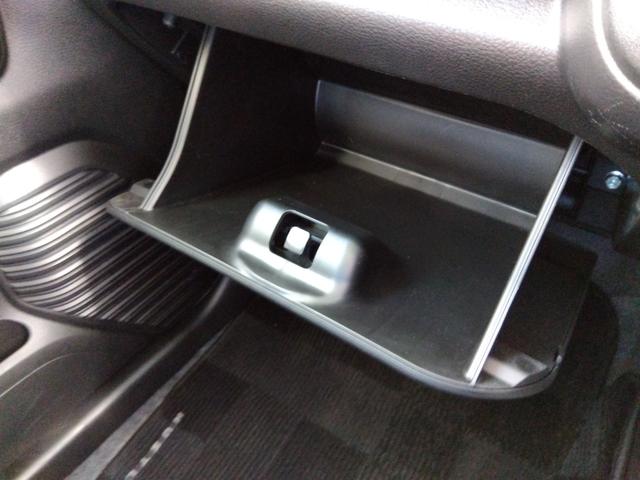 ハスラー JスタイルII★10.1インチディスプレイオーディオ★ハーフ レザーシート★シートヒーター★デュアルカメラブレーキサポート★ルーフレール★アダプティブクルーズコントロール★BODY専用ウッドデカール★LEDオートライト★LEDフォグ★革巻ステアリング★(59枚目)