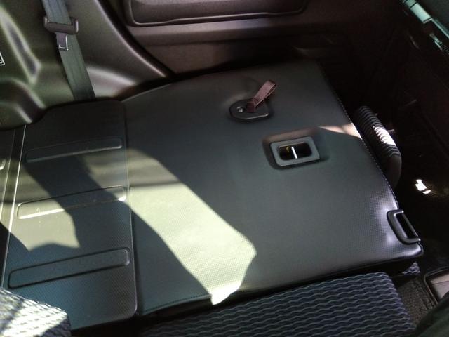 ハスラー JスタイルII★10.1インチディスプレイオーディオ★ハーフ レザーシート★シートヒーター★デュアルカメラブレーキサポート★ルーフレール★アダプティブクルーズコントロール★BODY専用ウッドデカール★LEDオートライト★LEDフォグ★革巻ステアリング★(72枚目)