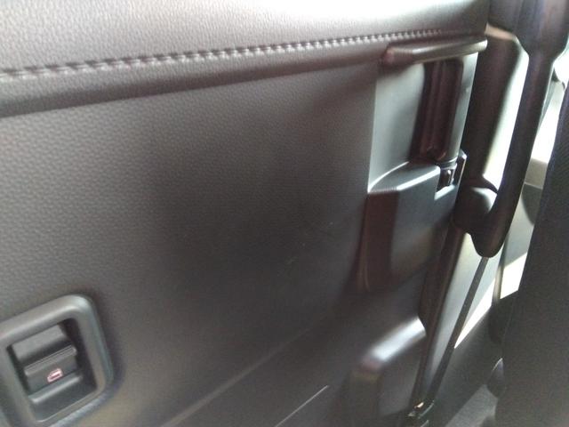 ルーミー X★純正ナビ★地デジTV★バックカメラ★コーナーセンサー★ パワースライドドア★衝突被害軽減ブレーキ★シートバックテーブル★オートライト★フォグ★シートヒーター★ロールサンシェード★ビルトインETC★ステアリングリモコン★スマートキー×2★プッシュスタート★(69枚目)