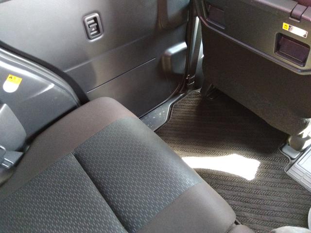 ルーミー X★純正ナビ★地デジTV★バックカメラ★コーナーセンサー★ パワースライドドア★衝突被害軽減ブレーキ★シートバックテーブル★オートライト★フォグ★シートヒーター★ロールサンシェード★ビルトインETC★ステアリングリモコン★スマートキー×2★プッシュスタート★(73枚目)