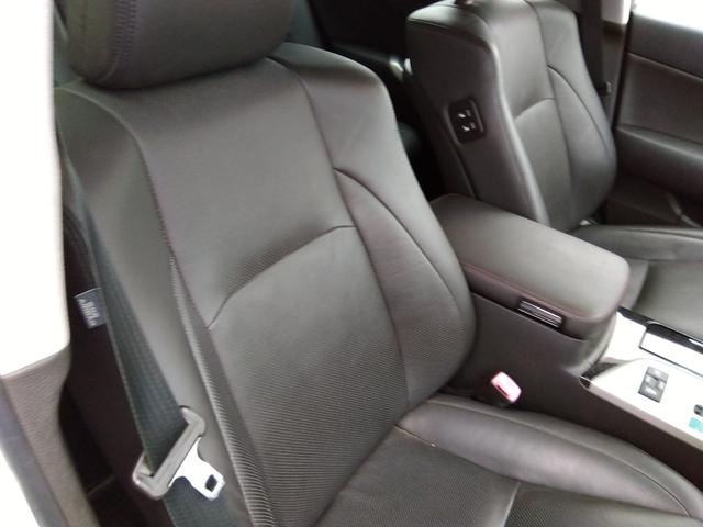 ★メーカーナビ★フルセグＴＶ★バックカメラ★ステアリングリモコン★コムテック前後ドラレコ★ウッド調パネル★ＨＩＤオートライト★フォグ★本革シート★パワーシート★シートヒーター＆ベンチレーション★