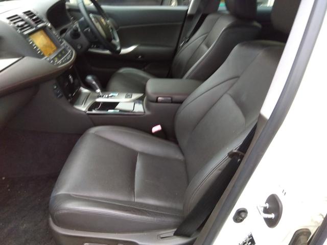 ★メーカーナビ★フルセグＴＶ★バックカメラ★ステアリングリモコン★コムテック前後ドラレコ★ウッド調パネル★ＨＩＤオートライト★フォグ★本革シート★パワーシート★シートヒーター＆ベンチレーション★