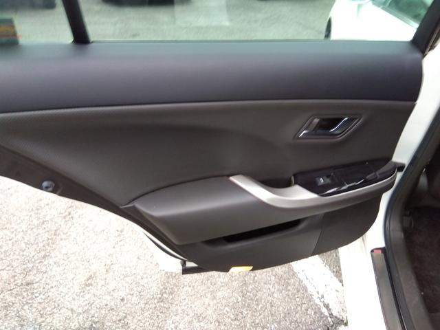 ★メーカーナビ★フルセグＴＶ★バックカメラ★ステアリングリモコン★コムテック前後ドラレコ★ウッド調パネル★ＨＩＤオートライト★フォグ★本革シート★パワーシート★シートヒーター＆ベンチレーション★