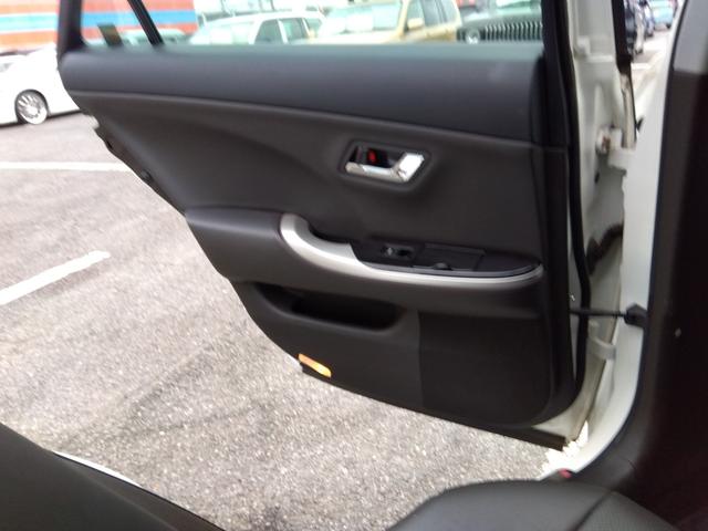 ★メーカーナビ★フルセグＴＶ★バックカメラ★ステアリングリモコン★コムテック前後ドラレコ★ウッド調パネル★ＨＩＤオートライト★フォグ★本革シート★パワーシート★シートヒーター＆ベンチレーション★