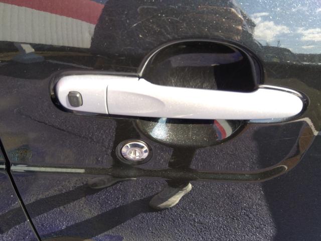 ★純正ナビ★地デジＴＶ★両側パワースライドドア★衝突被害軽減ブレーキ★車線逸脱警報★アイドリングストップ★ＬＥＤオートライト★ＬＥＤフォグ★バックカメラ★ステアリングリモコン★ＣＤ再生★