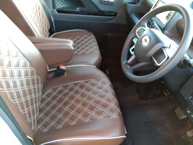 タント カスタムＸ★ナビ★フルセグＴＶ★両側パワースライドドア★　助手席ロングスライドシート★コーナーセンサー★衝突被害軽減ブレーキ★車線逸脱警報★シートヒーター★オート格納ミラー★ブラウン調シートカバー★ステアリングリモコン★コムテックドライブレコーダー★（32枚目）