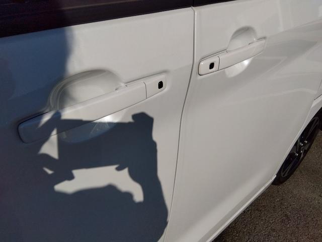 ルークス ハイウェイスター　Ｇターボプロパイロットエディション★ナビ★　フルセグＴＶ★ケンウッド９インチナビ★アラウンドビューモニター★電子パーキング★ＬＥＤオートライト★ＬＥＤフォグ★ターボ★ロールサンシェード★シートバックテーブル★シートヒーター★革巻ステアリング★（16枚目）