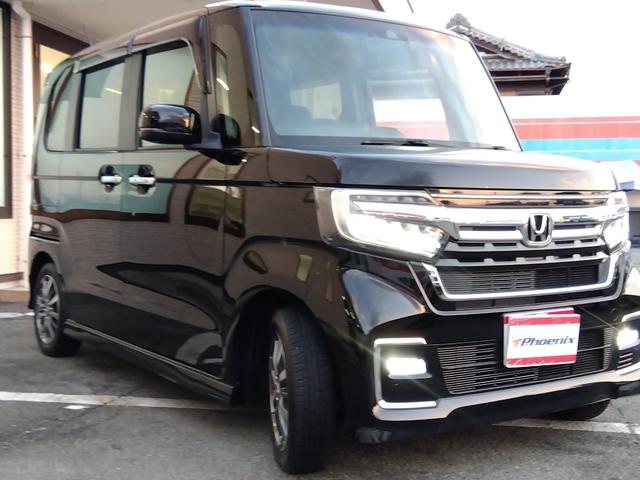 N-BOXカスタム L★純正8インチプレミアムインターナビ★フルセグTV★バック カメラ★ステアリングリモコン★両側パワースライドドア★車線逸脱警報★衝突被害軽減ブレーキ★コーナーセンサー★LEDオートライト★LEDフォグ★ロールサンシェード★シートバックテーブル★シートヒーター★(6枚目)