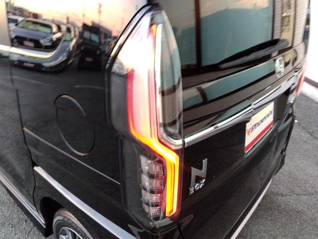 N-BOXカスタム L★純正8インチプレミアムインターナビ★フルセグTV★バック カメラ★ステアリングリモコン★両側パワースライドドア★車線逸脱警報★衝突被害軽減ブレーキ★コーナーセンサー★LEDオートライト★LEDフォグ★ロールサンシェード★シートバックテーブル★シートヒーター★(21枚目)