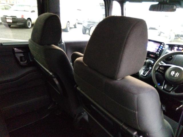 N-BOXカスタム L★純正8インチプレミアムインターナビ★フルセグTV★バック カメラ★ステアリングリモコン★両側パワースライドドア★車線逸脱警報★衝突被害軽減ブレーキ★コーナーセンサー★LEDオートライト★LEDフォグ★ロールサンシェード★シートバックテーブル★シートヒーター★(49枚目)