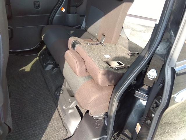 ルーミー Ｘ★ナビ★バックカメラ★パワースライドドア★コーナーセンサー　★車線逸脱警報★衝突被害軽減ブレーキ★オプションスペアタイヤ★オート格納ミラー★オートライト★ライトレベライザー★ロールサンシェード★ドライブレコーダー★ＣＤ，ＤＶＤ再生★Ｂｌｕｅｔｏｏｔｈ再生★（44枚目）