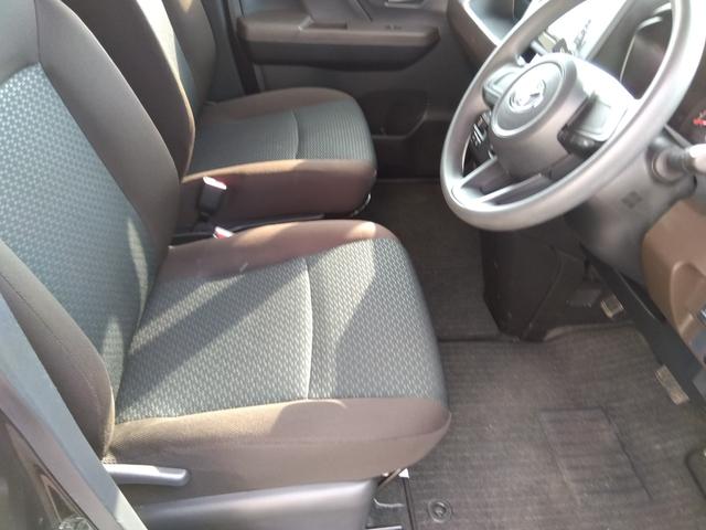 ルーミー Ｘ★ナビ★バックカメラ★パワースライドドア★コーナーセンサー　★車線逸脱警報★衝突被害軽減ブレーキ★オプションスペアタイヤ★オート格納ミラー★オートライト★ライトレベライザー★ロールサンシェード★ドライブレコーダー★ＣＤ，ＤＶＤ再生★Ｂｌｕｅｔｏｏｔｈ再生★（79枚目）