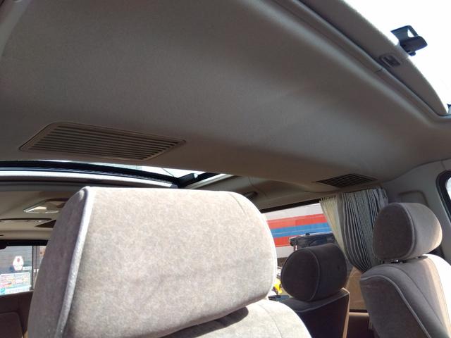 ハイエースワゴン リビングサルーンＥＸ★トリプルムーンルーフ★回転シート★　３列シート★パワステ★パワーウィンドウ★ダブルエアコン★運転席・助手席エアバック有★ＥＴＣ★オートマ車★（73枚目）