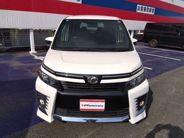 ヴォクシー ＺＳ★純正ナビ★フルセグＴＶ★純正フリップダウンモニター★　バックカメラ★ステアリングリモコン★両側パワースライドドア★ＭＴモード★７人乗り★革巻ステアリング★ロールサンシェード★オート格納ミラー★スマートキー★プッシュスタート★ＣＤ，ＤＶＤ再生★ラジオ★（5枚目）