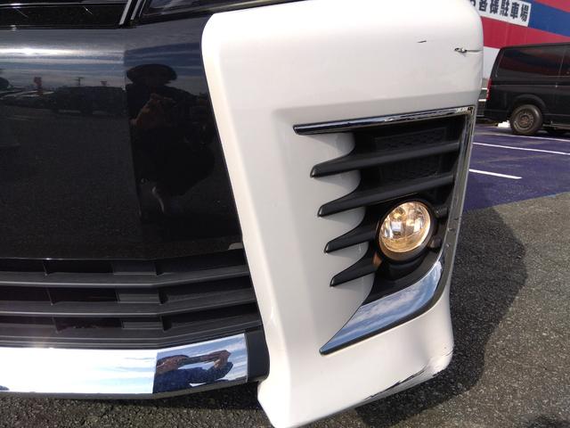 ヴォクシー ＺＳ★純正ナビ★フルセグＴＶ★純正フリップダウンモニター★　バックカメラ★ステアリングリモコン★両側パワースライドドア★ＭＴモード★７人乗り★革巻ステアリング★ロールサンシェード★オート格納ミラー★スマートキー★プッシュスタート★ＣＤ，ＤＶＤ再生★ラジオ★（15枚目）