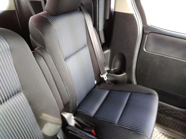 ヴォクシー ＺＳ★純正ナビ★フルセグＴＶ★純正フリップダウンモニター★　バックカメラ★ステアリングリモコン★両側パワースライドドア★ＭＴモード★７人乗り★革巻ステアリング★ロールサンシェード★オート格納ミラー★スマートキー★プッシュスタート★ＣＤ，ＤＶＤ再生★ラジオ★（67枚目）