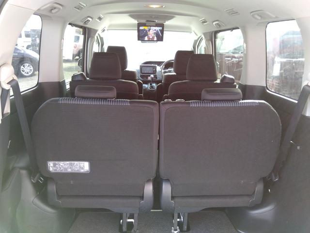 ヴォクシー ＺＳ★純正ナビ★フルセグＴＶ★純正フリップダウンモニター★　バックカメラ★ステアリングリモコン★両側パワースライドドア★ＭＴモード★７人乗り★革巻ステアリング★ロールサンシェード★オート格納ミラー★スマートキー★プッシュスタート★ＣＤ，ＤＶＤ再生★ラジオ★（74枚目）