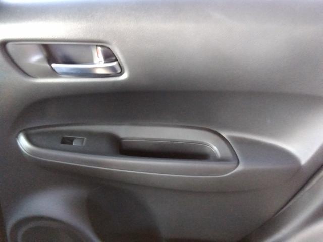 フィット ｅ：ＨＥＶ　ＲＳ★純正９インチナビフルセグＴＶ★ホンダセンシ　ング★ＬＥＤオートライト★パドルシフト★ＳＯＳコール★革巻ステアリング★４輪ディスクブレーキ★ＲＳ専用エクステリア★アームレストコンソール★レーダークルーズコントロール★ビルトインＥＴＣ２．０★（35枚目）