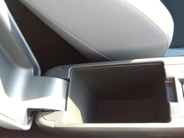 フィット ｅ：ＨＥＶ　ＲＳ★純正９インチナビフルセグＴＶ★ホンダセンシ　ング★ＬＥＤオートライト★パドルシフト★ＳＯＳコール★革巻ステアリング★４輪ディスクブレーキ★ＲＳ専用エクステリア★アームレストコンソール★レーダークルーズコントロール★ビルトインＥＴＣ２．０★（63枚目）