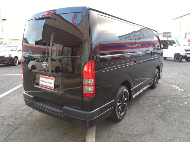 ハイエースバン ロングＤＸ★ワンオーナー★トヨタセーフティセンス★ＬＥＤオー　トライト★オートハイビーム★ＬＥＤフォグ★パノラマモニター★モデリスタエアロ★メッキドアミラー★１０インチ有機ＥＬディスプレイナビ★フルセグＴＶ★Ｂｌｕｅｔｏｏｔｈ再生★ＤＶＤ再生★ビルトインＥＴＣ（9枚目）