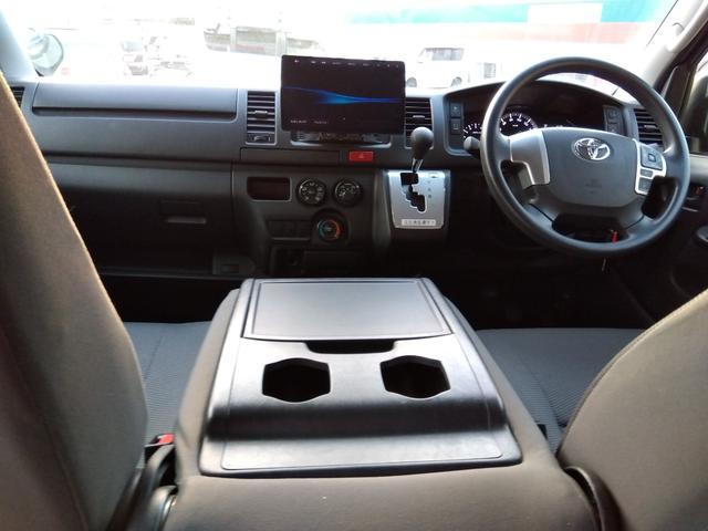 ハイエースバン ロングＤＸ★ワンオーナー★トヨタセーフティセンス★ＬＥＤオー　トライト★オートハイビーム★ＬＥＤフォグ★パノラマモニター★モデリスタエアロ★メッキドアミラー★１０インチ有機ＥＬディスプレイナビ★フルセグＴＶ★Ｂｌｕｅｔｏｏｔｈ再生★ＤＶＤ再生★ビルトインＥＴＣ（33枚目）