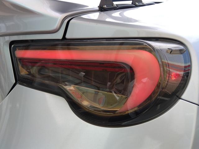 86 GT★純正ナビ★フルセグTV★HKSスーパーチャージャー KIT★GTウィング★ヴァレンティLEDテール★HKS車高調★HKSオイルクーラー★HKSマフラー★TRDエアロ★LEDオートライト★バックカメラ★ETC★前後ドラレコ★NARDIステアリング★(17枚目)