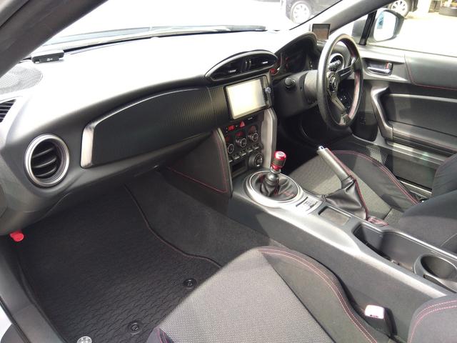 86 GT★純正ナビ★フルセグTV★HKSスーパーチャージャー KIT★GTウィング★ヴァレンティLEDテール★HKS車高調★HKSオイルクーラー★HKSマフラー★TRDエアロ★LEDオートライト★バックカメラ★ETC★前後ドラレコ★NARDIステアリング★(30枚目)