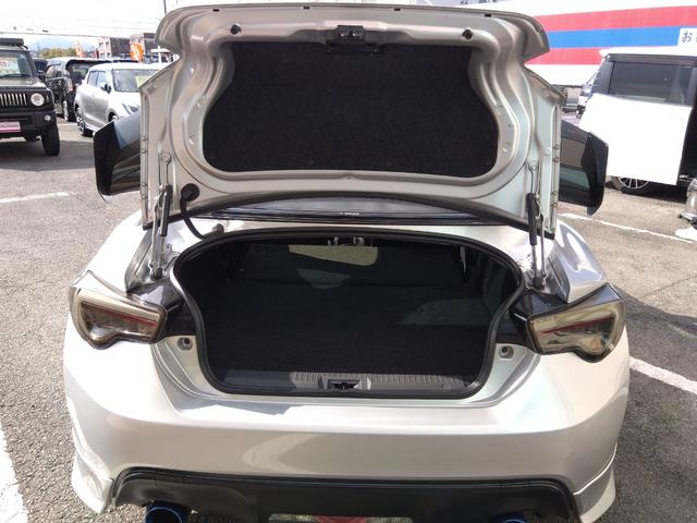 86 GT★純正ナビ★フルセグTV★HKSスーパーチャージャー KIT★GTウィング★ヴァレンティLEDテール★HKS車高調★HKSオイルクーラー★HKSマフラー★TRDエアロ★LEDオートライト★バックカメラ★ETC★前後ドラレコ★NARDIステアリング★(39枚目)