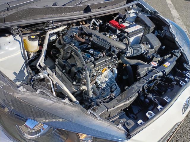 ヤリス X★純正メモリーナビ★バックカメラ★車線逸脱警報★ オートライト★オートハイビーム★オート格納ミラー★インフォメーションディスプレイ★SOSコール★ライトレベライザー★ビルトインETC★Bluetooth再生★ラジオ★USB接続★(27枚目)