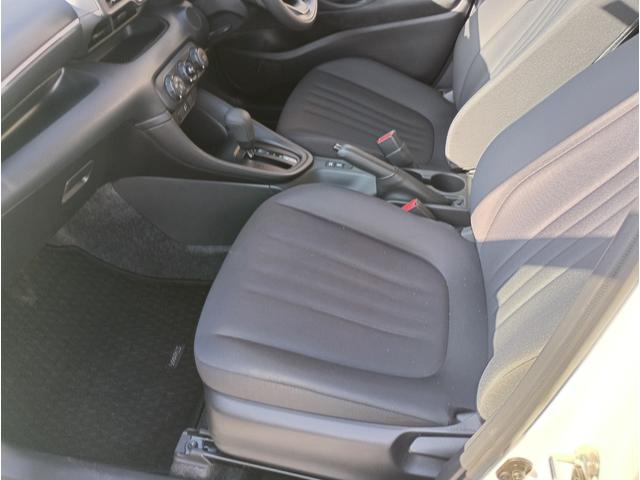 ヤリス X★純正メモリーナビ★バックカメラ★車線逸脱警報★ オートライト★オートハイビーム★オート格納ミラー★インフォメーションディスプレイ★SOSコール★ライトレベライザー★ビルトインETC★Bluetooth再生★ラジオ★USB接続★(33枚目)