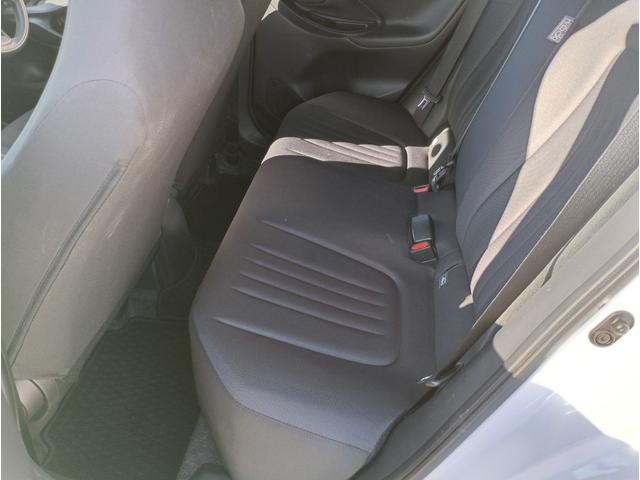 ヤリス X★純正メモリーナビ★バックカメラ★車線逸脱警報★ オートライト★オートハイビーム★オート格納ミラー★インフォメーションディスプレイ★SOSコール★ライトレベライザー★ビルトインETC★Bluetooth再生★ラジオ★USB接続★(41枚目)